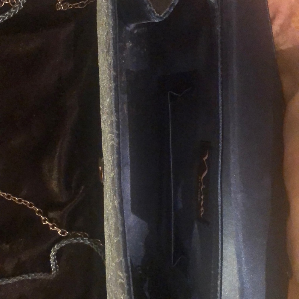 Purse - Picture 2 of 2